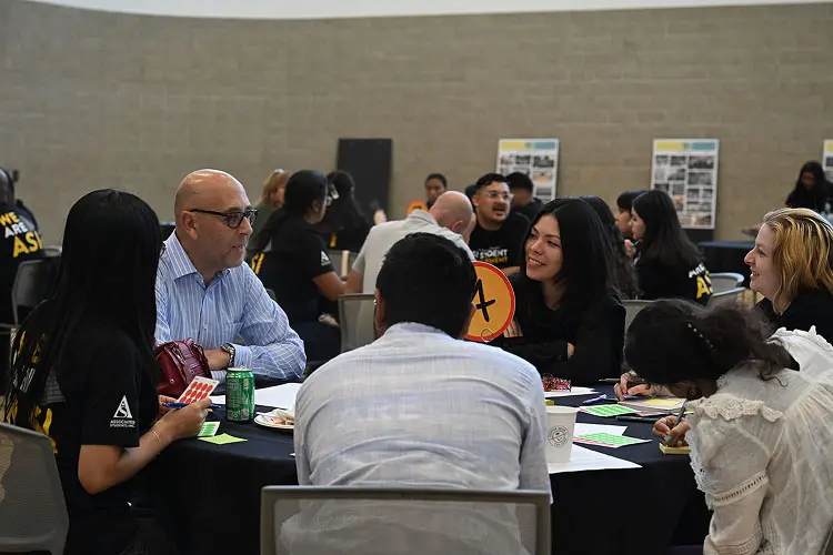 students meeting with architect