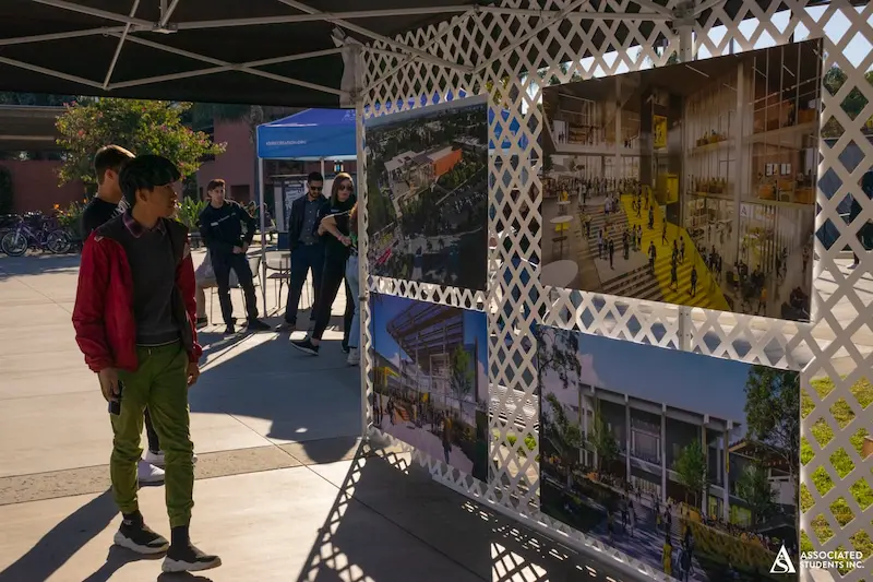 student looking at Future U designs